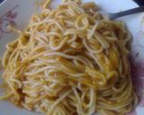 A picture of step 3 of Simple spicy spaghetti.