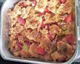 Une image de l'étape 2 de Crumble fraises rhubarbe (sans farine et sucre, ig bas).