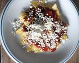 Foto del paso 6 de la receta: Chilaquiles rojos, con o sin pollo