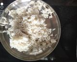 सुशिला (sushila recipe in marathi) रेसिपी स्टेप 2 फोटो 