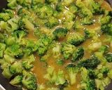 A picture of step 6 of You’ll Want to Eat Broccoli Every Morning! 🥦🍳.