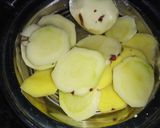 A picture of step 1 of Potato slice pakode.