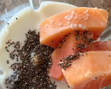 Foto del paso 2 de la receta: Licuado de papaya y chía