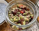 Une image de l'étape 4 de 🍒BREAKFAST TIME 🐝GRAINES DE CHIA 🍇 FRUITS🫐🍌🍓.