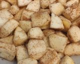 Almás-fahéjas-diós kuglóf recept fázis 3 fotója