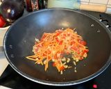 Foto del paso 3 de la receta Spaghetti de calabacín con gambas estilo asiático