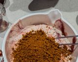 Foto del paso 11 de la receta: Helado de tarta de queso con mermelada de fresa