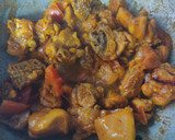 மாட்டுப் பொங்கல் ஸ்பெஷல் தவா தம் மட்டன் பிரியாணி வித்தவுட் ஆயில் சிக்கன் 65 தால்சா ஆனியன் ரைத்தா ரெசிபி ஸ்டேப் 3 புகைப்படம்