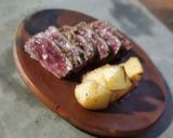A picture of step 7 of Beef Steak with Parsley and Rustic Potatoes.