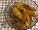 Foto langkah ke 3 dari resep Potato Wedges.