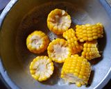 Foto langkah ke 1 dari resep Kerang Hijau Saus Padang.