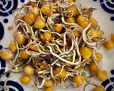 Foto del paso 4 de la receta: Gulas con garbanzos