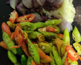 Foto langkah ke 1 dari resep Tumis Sawi & Jagung.