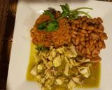 Foto del paso 9 de la receta: Pollo rostizado en salsa de tomates verdes y jalapeños