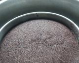 Foto langkah ke 5 dari resep Bolu Kukus Ketan Hitam Toping Kacang.