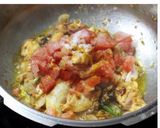 A picture of step 2 of Chicken pulao.