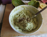 Foto del paso 1 de la receta: Ensalada de aguacate con salmón y palmitos