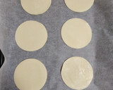 Foto del paso 5 de la receta: Berenjenas rellenas con un toque navideño 🎄