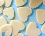 Foto del paso 1 de la receta: Corazones de pastel de cereza para enamorar