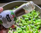 Gambar langkah 5 resipi Peria Goreng Telur Pecah.