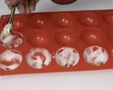 A picture of step 3 of Strawberry Glaze Dome.