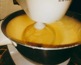 Foto del paso 2 de la receta: Bizcochuelo de 8 huevos para la torta de cumpleaños de Ciro 🎂🎉