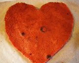 Foto del passaggio 12 della ricetta Torta red velvet a forma di cuore