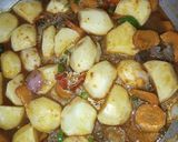 A picture of step 8 of Signature beef stew.