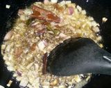 A picture of step 5 of Minced beef fried rice.