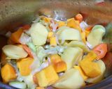Foto del paso 3 de la receta Curry japonés de pollo con calabaza y shiitake