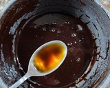 Foto del paso 2 de la receta: 🍫Salsa de chocolate para postres, helados y flanes 🍫 3 minutos, 3 ingredientes 🍫 Fácil y rendidor