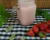 Foto langkah ke 2 dari resep Jus Strawberry Pear 🍓🍐.