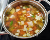 Foto del paso 3 de la receta: Codillo con crema de verduras variadas