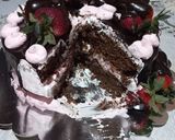 Foto del paso 3 de la receta: Torta de chocolate con ganache de chocolate y frutillas 🍓