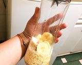Foto del paso 2 de la receta: Panqueques de plátano y moras