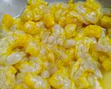 A picture of step 1 of South Indian spicy prawn gravy.