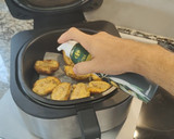 Foto del paso 10 de la receta: Huevos tontos de atún en freidora de aire