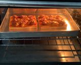 Foto langkah ke 3 dari resep Roti Bakar Sosis Keju Quick Melt.