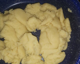 Foto del paso 4 de la receta: Croquembouche (masa choux y crema pastelera)