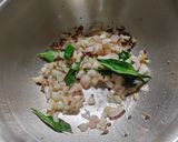 A picture of step 2 of Idly upma.
