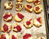 Une image de l'étape 5 de Mini feuilletés chèvre frais - figues (et aux noix - jambon cru).