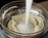 A picture of step 8 of Quarter Cream Cheese Bun.