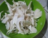 Foto langkah ke 1 dari resep 61. Sup tahu jamur tiram.