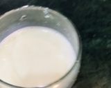 A picture of step 1 of Roohafza Milkshake.
