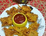 A picture of step 4 of Onion/pyaz ke Pakode.