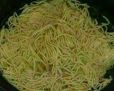 A picture of step 1 of Noodles with Soy Sauce.