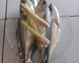 Foto langkah ke 1 dari resep Pepes ikan kembung bumbu kuning.