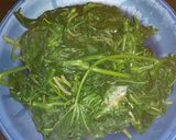 Foto langkah ke 2 dari resep Daun singkong Masak Ayam Tanpa Santan.