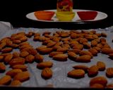 A picture of step 3 of Honey Glazed Almonds.