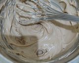 Foto langkah ke 5 dari resep Chocolate Cheese cake no oven ekonomis.